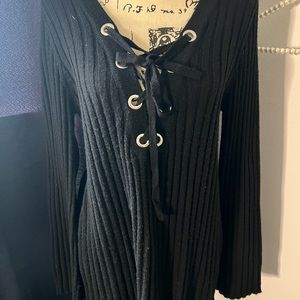 ROCK & REPUBLIC BLACK L SWEATER TOP